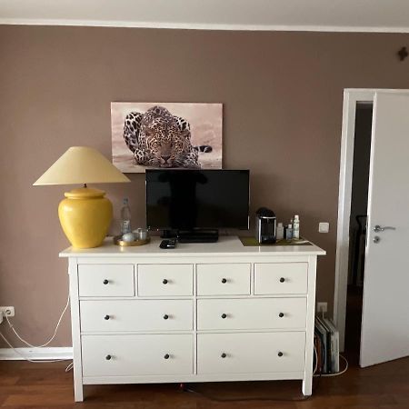 Wohnliches , Behagliches Zimmer Mit Balkon Und Wifi Mönchengladbach Exteriör bild